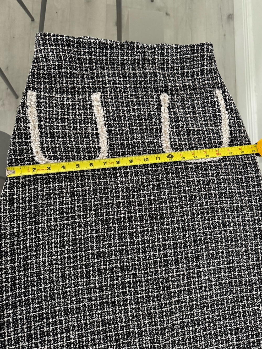 Black & White Tweed Pencil Skirt with Pockets - Picture 5 of 6